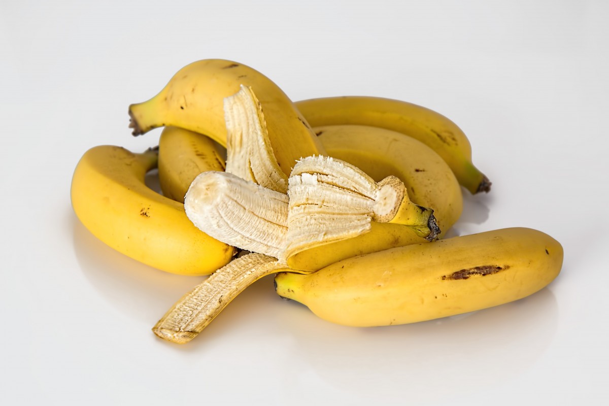 banana-tropical-fruit-yellow-healthy-39566