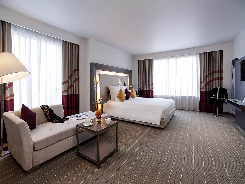 Novotel Bangkok Ploenchit Sukhumvit Hotel