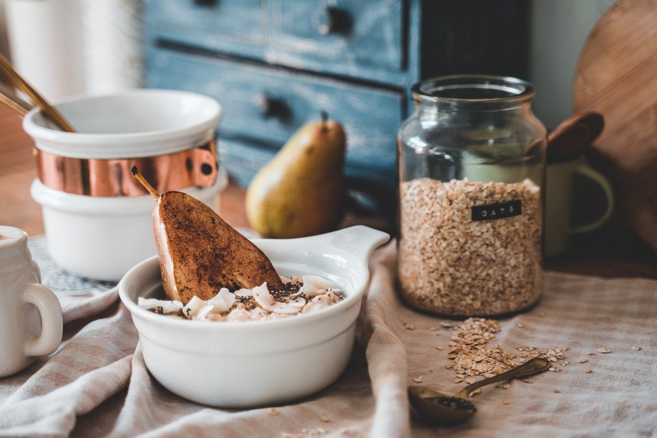 想要健康飲食無負擔？選擇低脂高纖的燕麥片　3 種方法教你這樣吃最健康