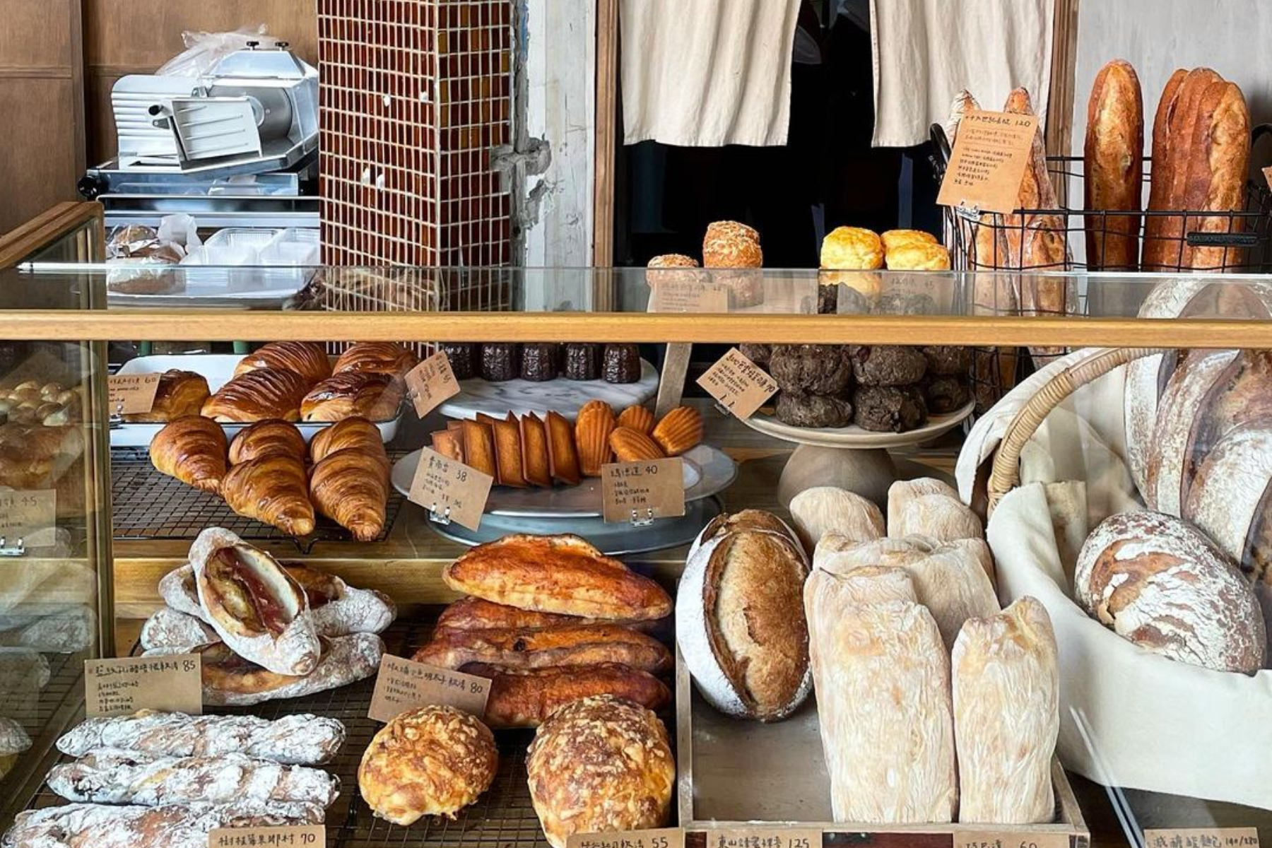 就是要收服麵包控的胃：推薦全台 4 間人氣排隊麵包店　冒著發福的風險也要吃！