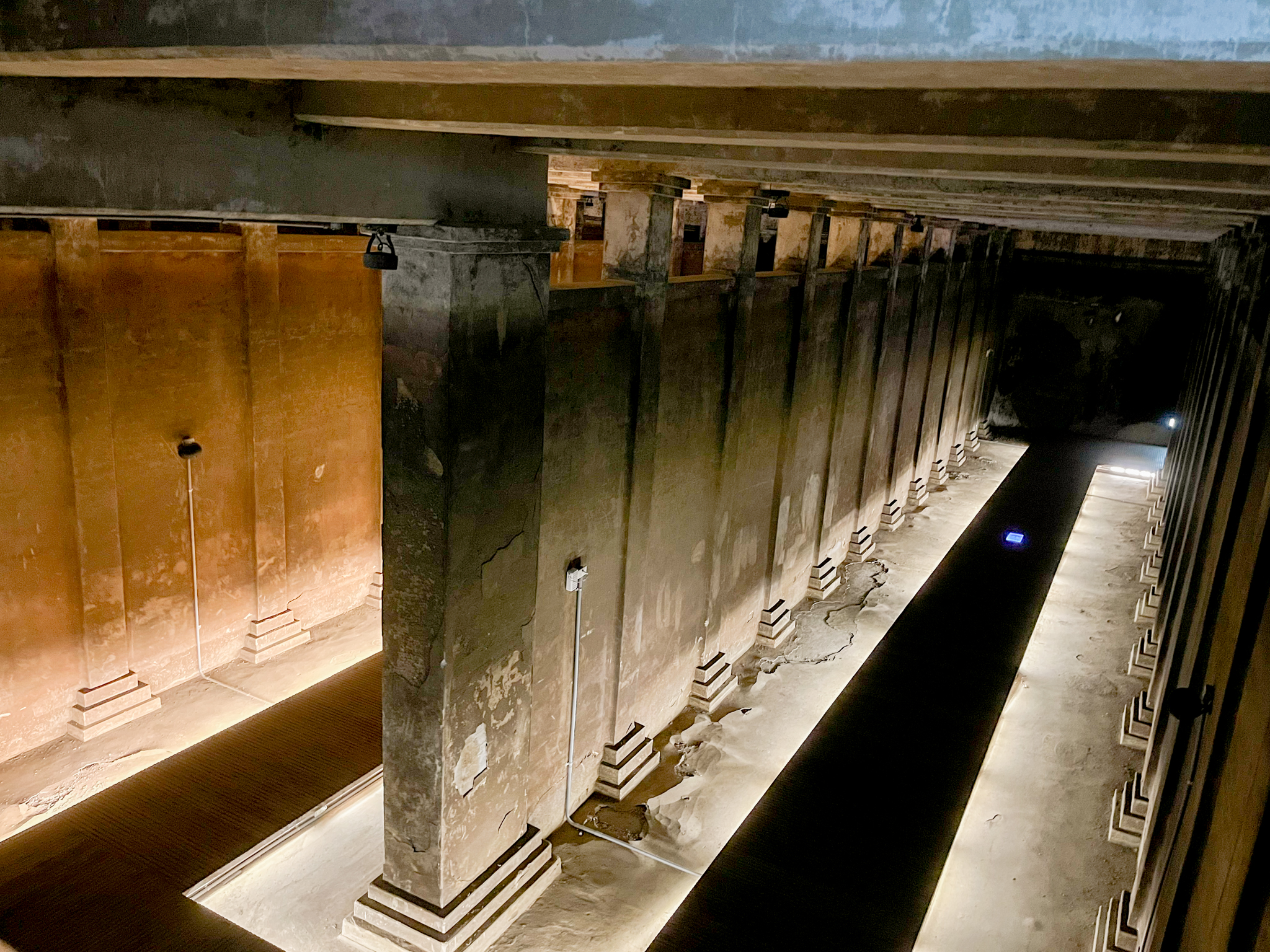 你聽過地下水宮殿嗎？《獵島計畫》帶你到隱身於台北市區中的百年古蹟看展去！
